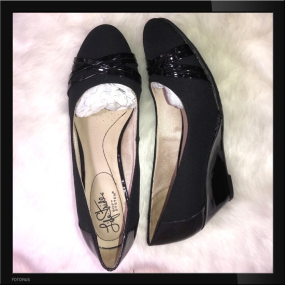 Life Stride Black Wedges